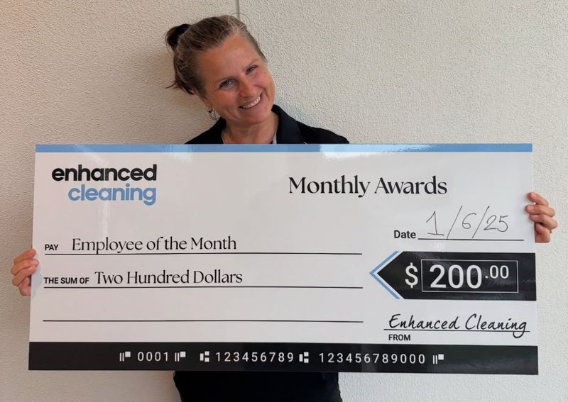 Elisa — Employee of the Month May 2025